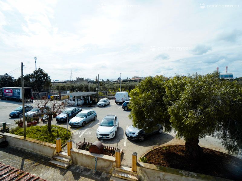 Ipark24h - Aeroporto Bari Vista dall'alto Ipark24h - Aeroporto Bari