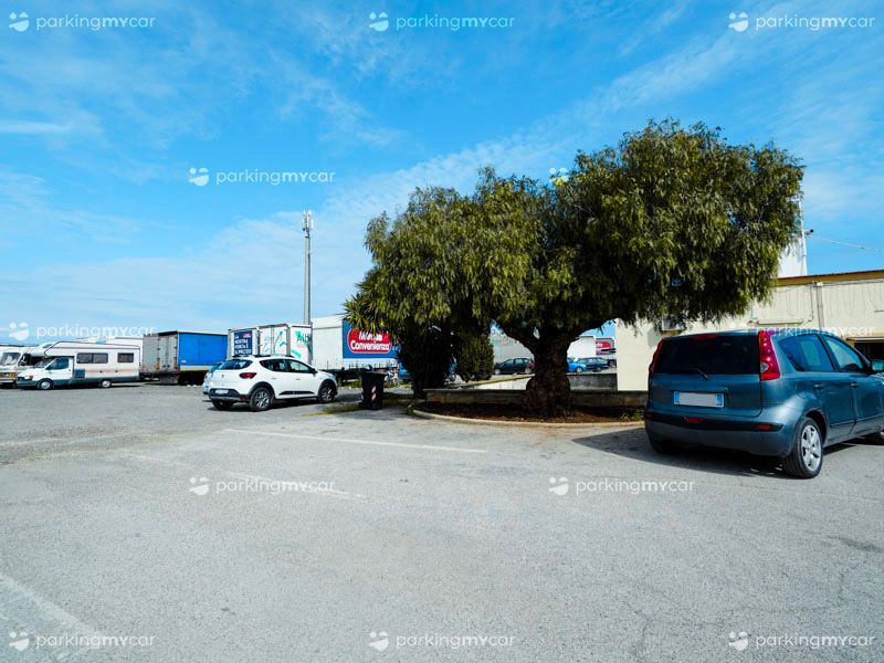 Ipark24h - Aeroporto Bari Parcheggi all'aperto Ipark24h - Aeroporto Bari