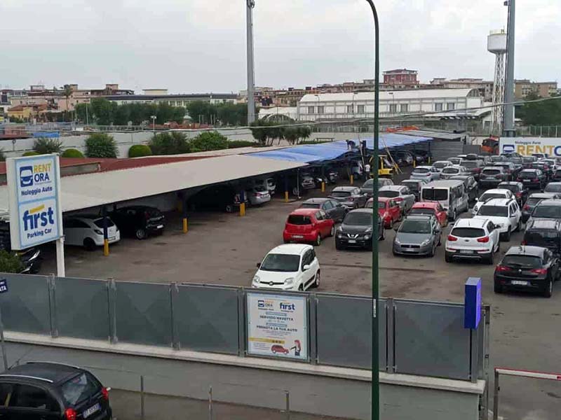 First Parking - Aeroporto Napoli Capodichino Ingresso First Parking - Aeroporto Napoli Capodichino
