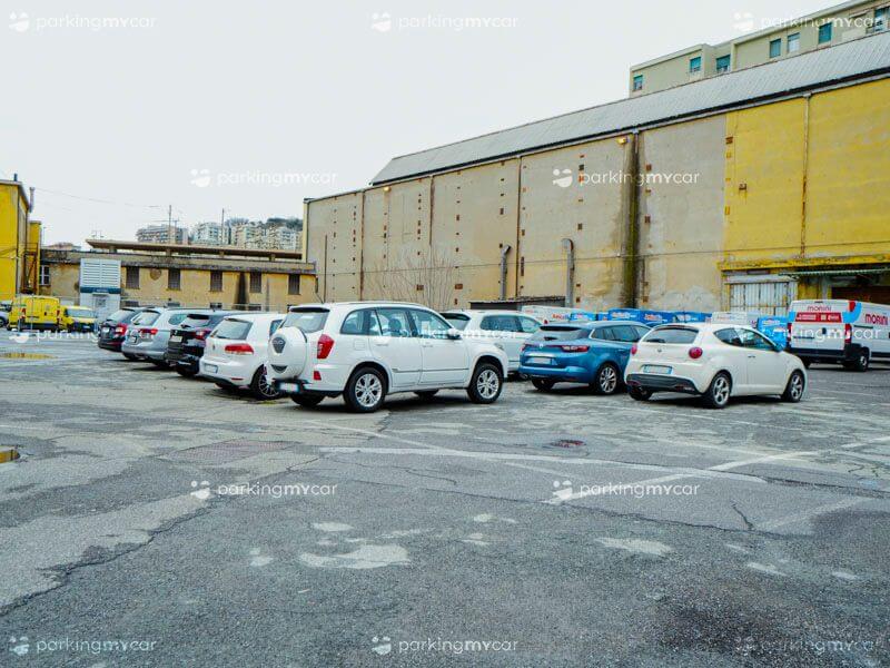 Genoa Park And Fly Scoperto - Porto Genova Posti auto all'aperto Genoa Park And Fly Scoperto
