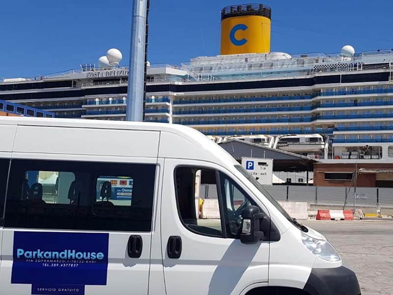 ParkingMyCar Bari Aeroporto Servizio navetta ParkingMyCar Bari Aeroporto