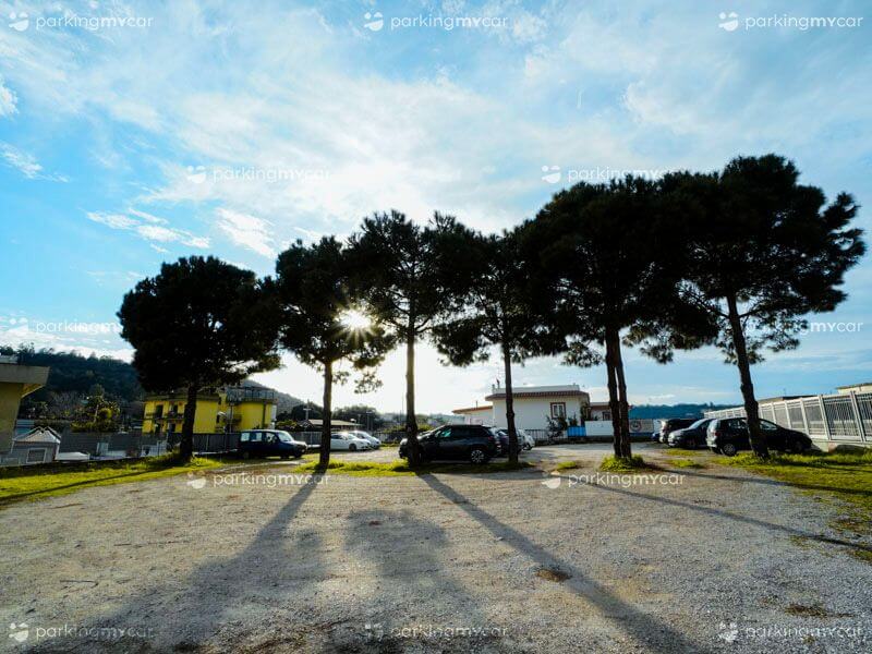 Parking San Domenico - Porto Pozzuoli Posti auto scoperti Parking San Domenico - Porto Pozzuoli