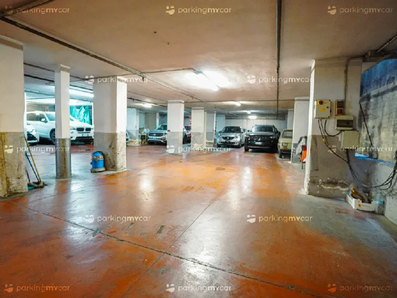 Garage Tiemme - Bari stazione centrale Parcheggi coperti Garage Tiemme - Bari stazione centrale