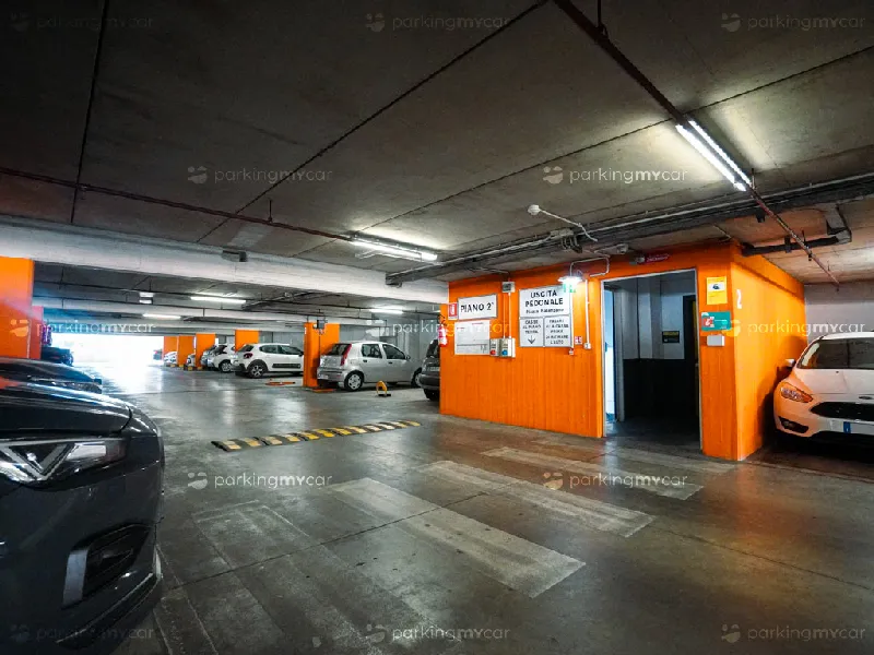 SABA Guadagni - Bari stazione centrale Uscita pedonale SABA Guadagni - Bari stazione centrale