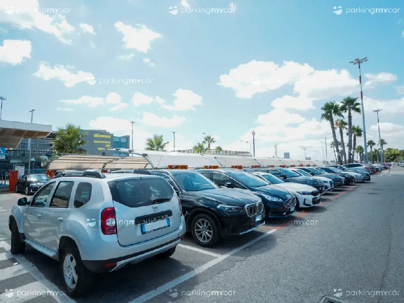 SABA P1 Comfort - Aeroporto Brindisi Posti auto scoperti SABA P1 Comfort - Aeroporto Brindisi