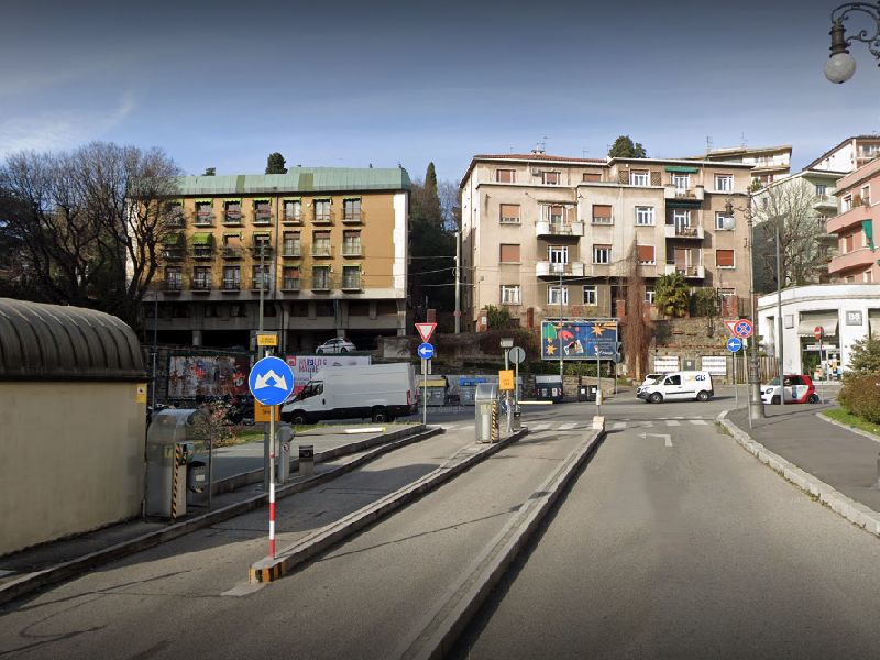 SABA Foro Ulpiano - Trieste stazione centrale Ingresso SABA Foro Ulpiano - Trieste stazione centrale