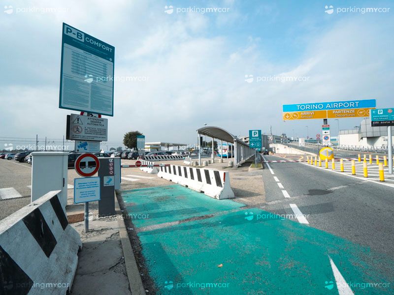 P-B Comfort - Aeroporto Torino Ingresso P-B Comfort - Aeroporto Torino