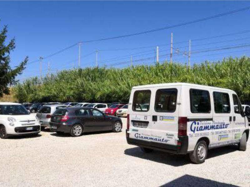 Giammauto Parking - Porto Civitavecchia Navetta Giammauto Parking - Porto Civitavecchia