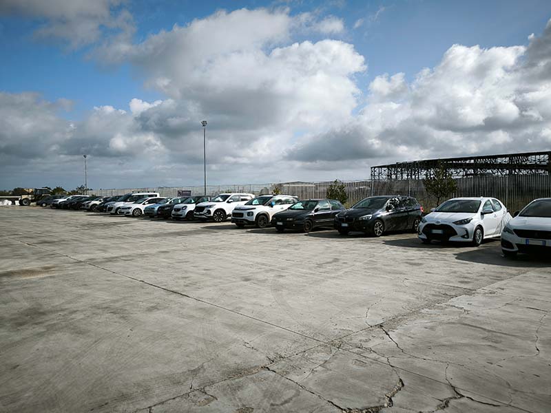 Parking Brindisi - Aeroporto Brindisi Posti auto scoperti Parking Brindisi - Aeroporto Brindisi