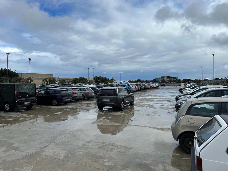 Parking Brindisi - Aeroporto Brindisi Posti auto all'aperto Parking Brindisi - Aeroporto Brindisi