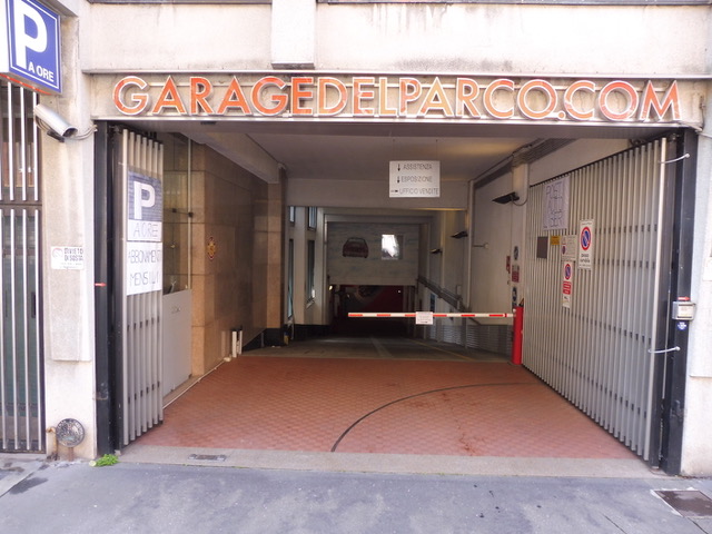 GARAGEDELPARCO® - Milano città Ingresso GARAGEDELPARCO®