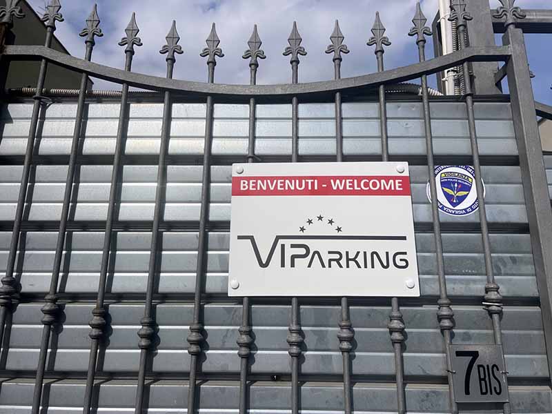 ViParking - Aeroporto Napoli Insegna ViParking