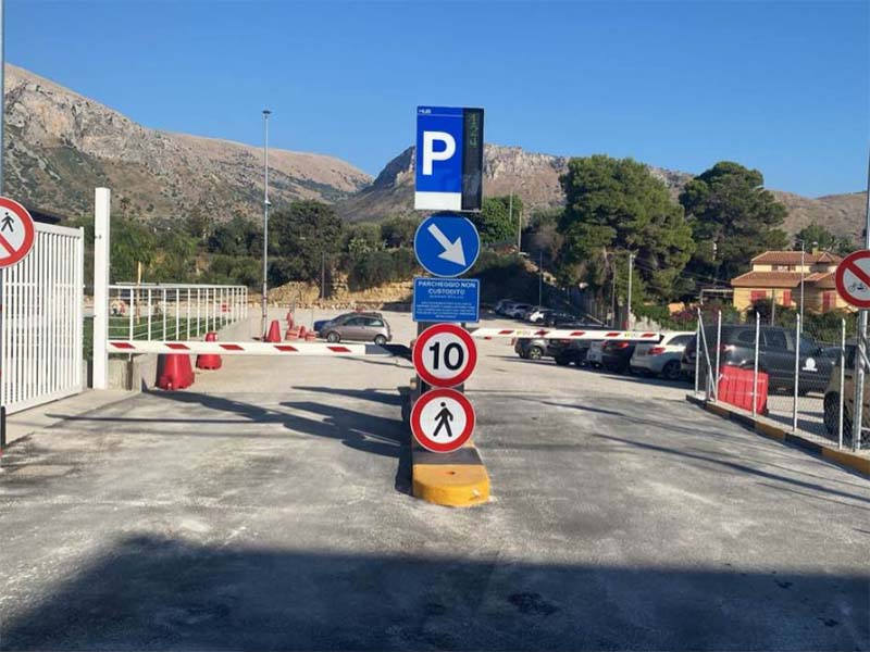 Parking Andrea Il Pirata - Aeroporto Palermo Ingresso Parking Andrea Il Pirata - Aeroporto Palermo