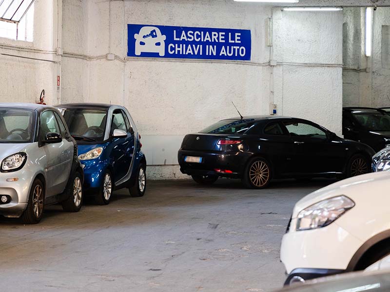 Garage Marser Car Valet - Porto Pozzuoli Posti auto al coperto Garage Marser Car Valet - Porto Pozzuoli