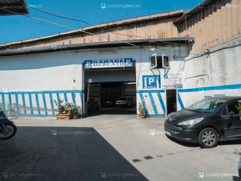 Garage Rinaldi - Molo Beverello Posti auto all'aperto Garage Rinaldi