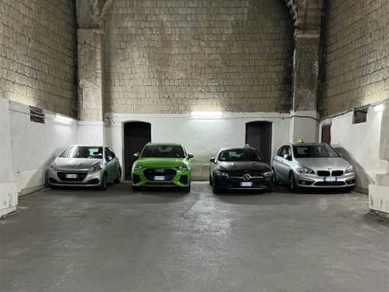 Parking Calata Porta di Massa - Napoli Università parcheggi coperti Parking Calata Porta di Massa - Napoli Università